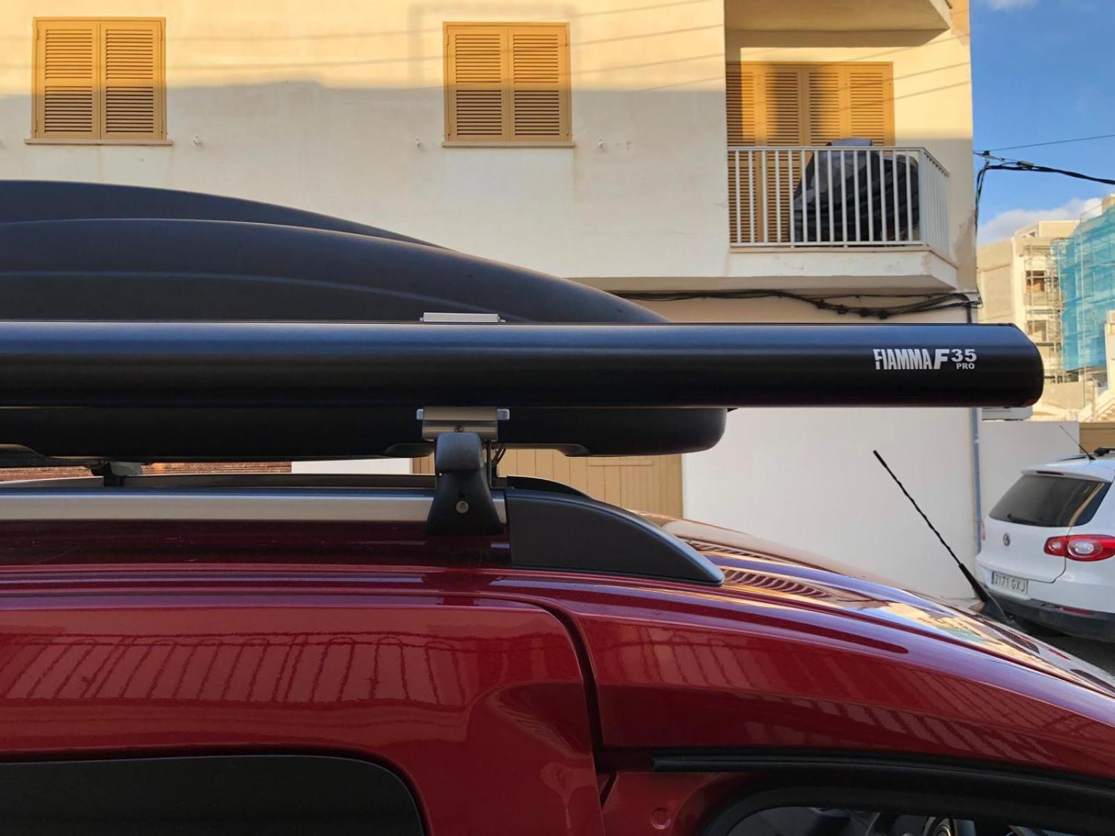 Dacia Dokker Camperiz Hotell Palma de Mallorca Exteriör bild